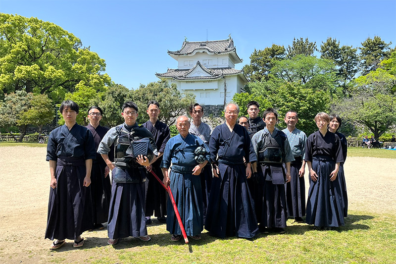 第54回 名古屋城古武道大会に出場した春風館のメンバー