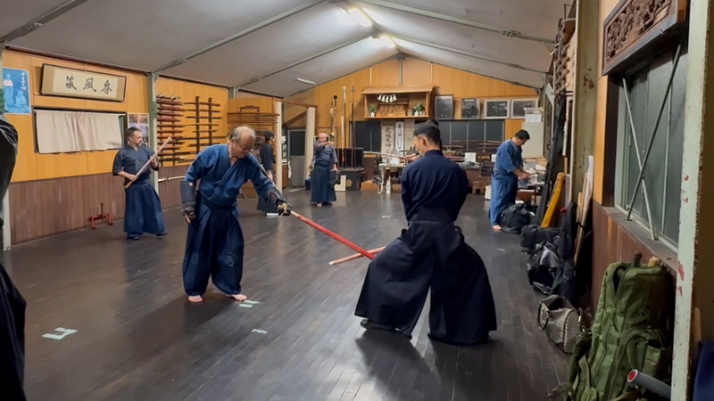 三学円の太刀「長短一味」の指導1