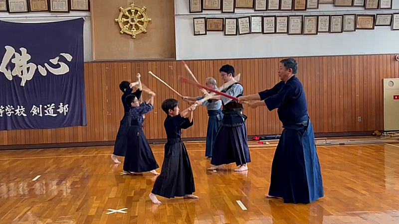 2026年サマーセミナーの様子（子ども達による廻し打ち）