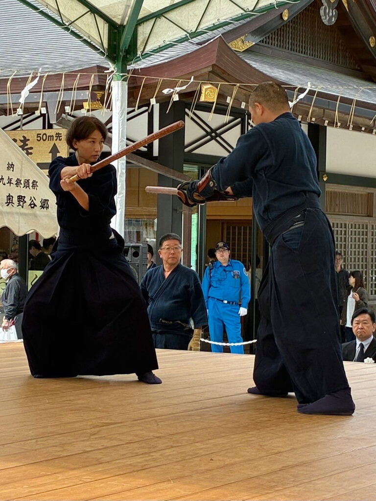 第17回鹿島神宮奉納日本古武道交流演武大会にて三学円之太刀
